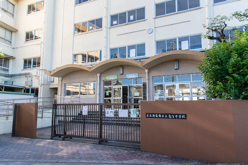 葛飾区立亀有中学校