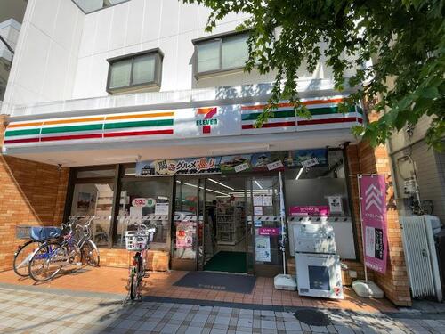 セブンイレブン梅田店