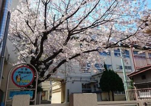 足立区立栗原小学校