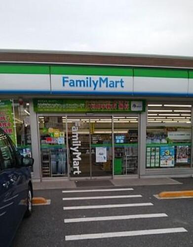 ファミリーマート篠崎町三丁目店