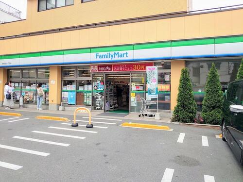 ファミリーマート練馬高松一丁目店