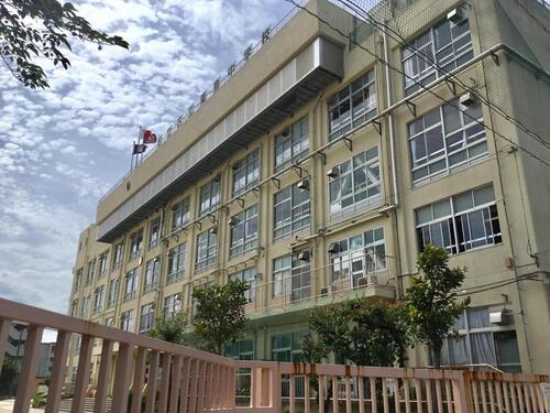 足立区立栗島中学校