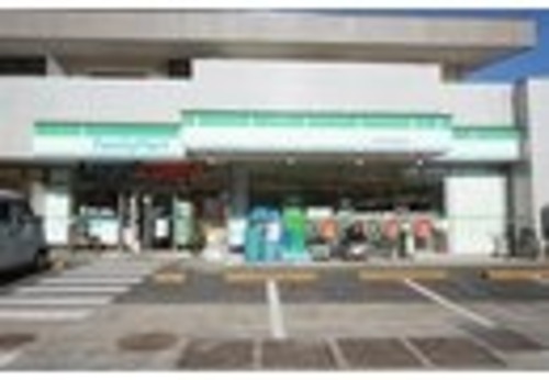 ファミリーマート専大松戸高校前店