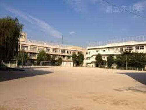 市川市立稲荷木小学校