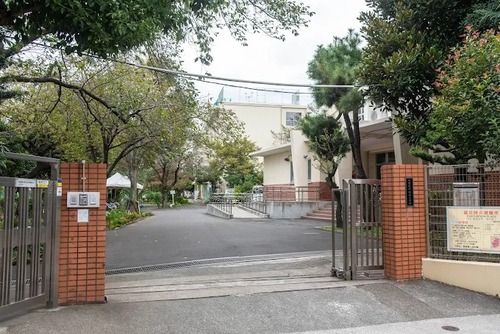 中野区立明和中学校