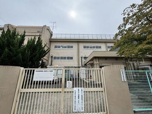 杉並区立高井戸第四小学校まで494m ・進んで学ぶ子　・心豊かな子　・たくましい子　・協働する子