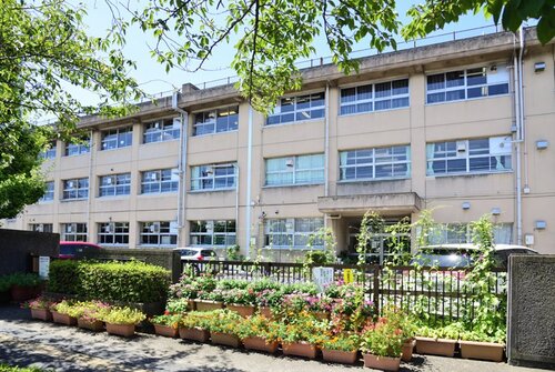 浦安市立富岡中学校