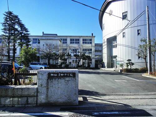 草加市立草加中学校