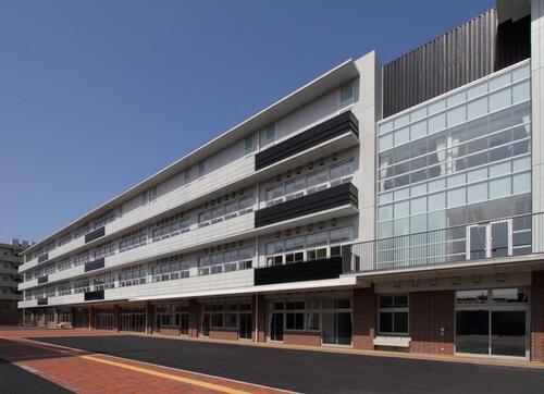 荒川区立尾久八幡中学校