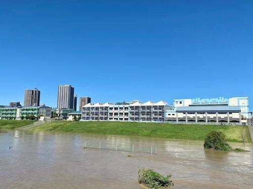 川口市立南中学校