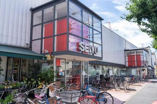 西友関町店