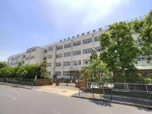 足立区立花保中学校