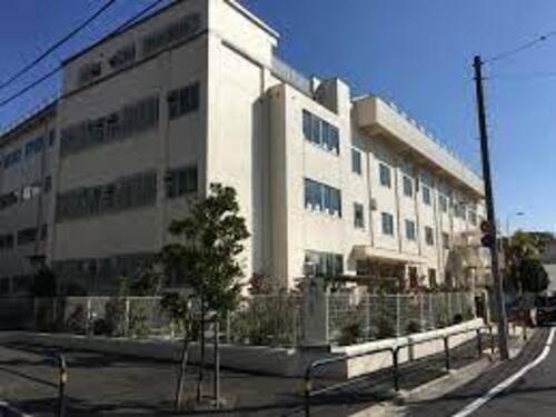 足立区立第十二中学校