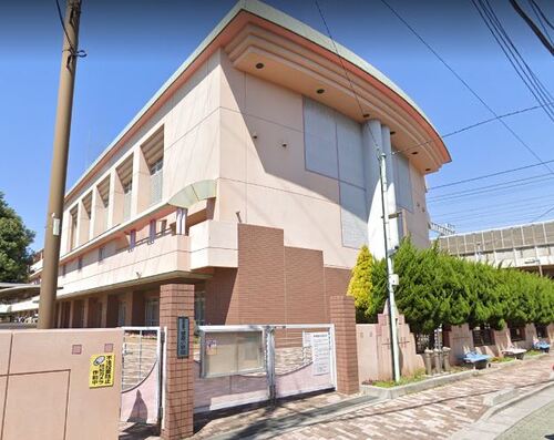 足立区立梅島小学校