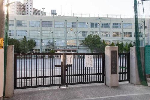 荒川区立荒川第一中学校