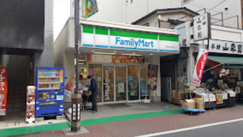 ファミリーマート巣鴨地蔵通り店