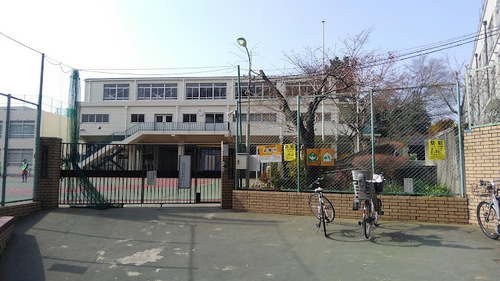 新宿区立落合第四小学校