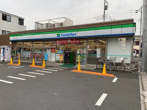 ファミリーマート練馬北町七丁目店