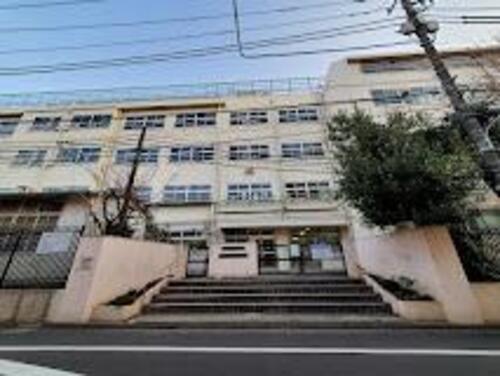 渋谷区立広尾中学校まで399m ・自らの頭で考える生徒の育成　・自分の人生をデザインできる生徒の育成　・変革やチャレンジをし続ける生徒の育成