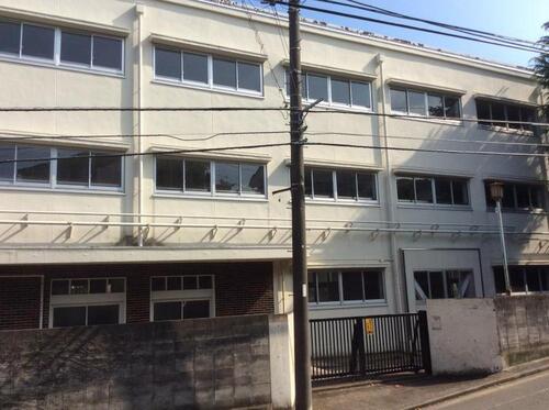 横浜市立南神大寺小学校まで868m 自分や友達、地域を大切にし、主体的に学び、互いに高め合う子どもを育成します