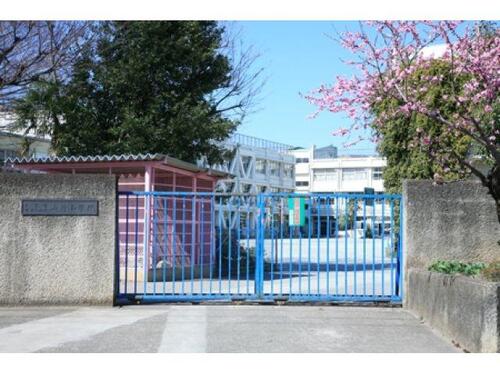 世田谷区立山野小学校まで778m ・柔軟な考え方で、主体的に課題を解決しようとする子供　・思いやりの心を持った子供　・心身ともに健康な子供