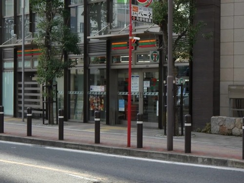 セブンイレブン市川八幡3丁目店