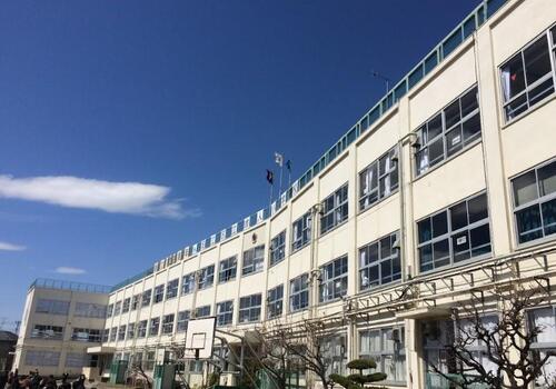 足立区立舎人小学校