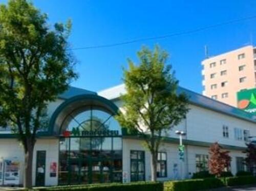 マルエツ足立入谷店