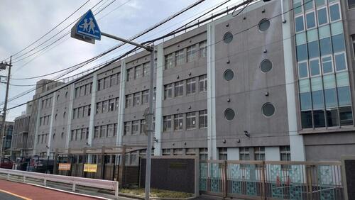 川口市立幸並中学校