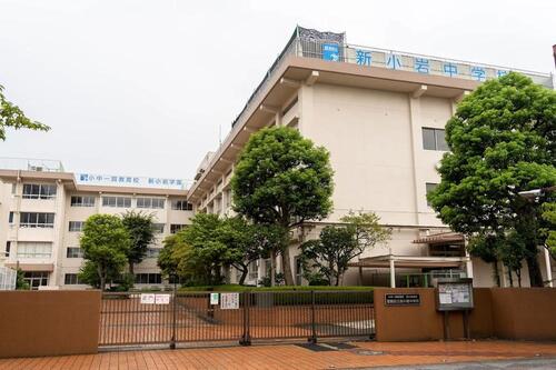 葛飾区立新小岩中学校