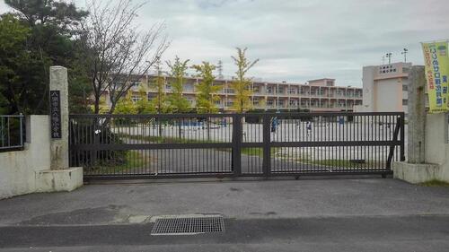 八潮市立八幡小学校