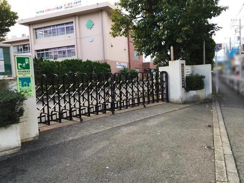 川崎市立川崎中学校まで671m ・主体的に学び、公正な判断力を持つ生徒　・思いやりがあり、感動を知る生徒　・心身ともに健やかで、たくましく生きる生徒