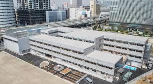 横浜市立みなとみらい本町小学校まで800m 「みな（皆）と　みらい（未来）を創る子」