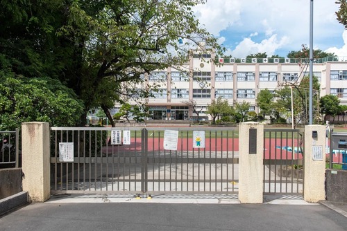 足立区立大谷田小学校
