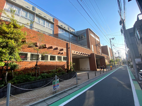 豊島区立池袋第三小学校