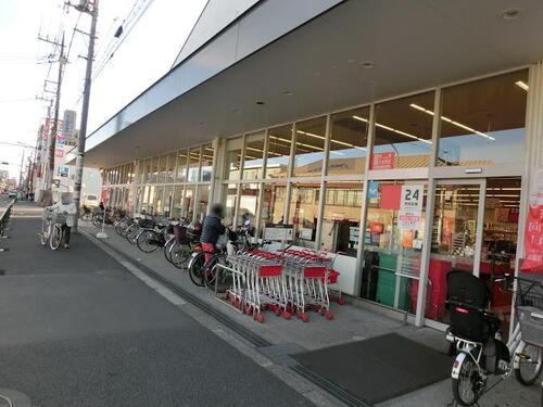 西友足立島根店