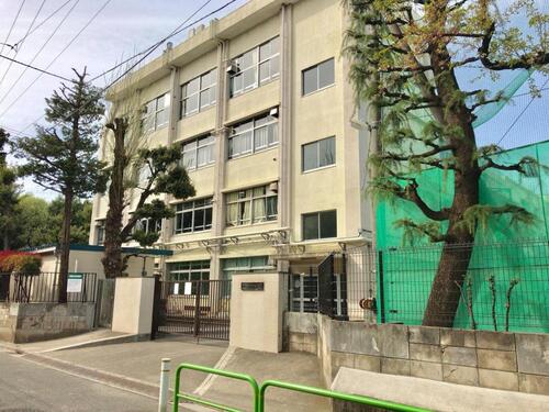 板橋区立上板橋第三中学校