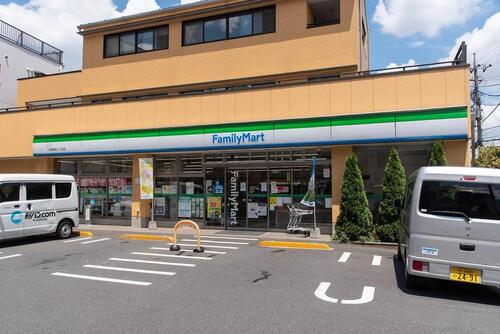 ファミリーマート練馬高松一丁目店