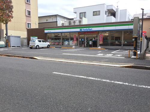 ファミリーマート新松戸三丁目店