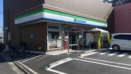 ファミリーマート足立小台一丁目店