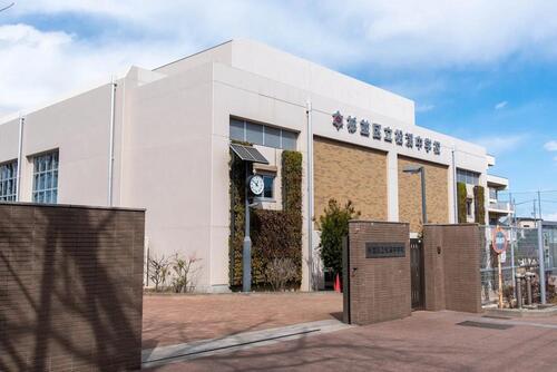 杉並区立松渓中学校