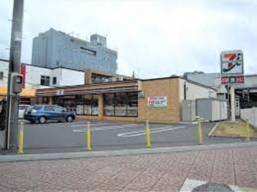 セブンイレブン吉川駅北口店