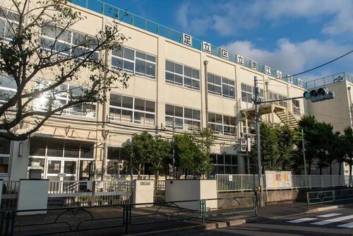 足立区立渕江小学校