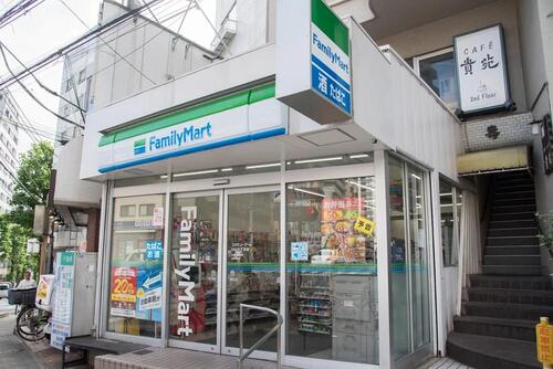 ファミリーマート白山五丁目店