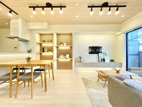 通風・採光に優れ、心地よい光と風が溢れています。