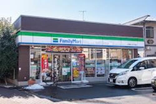 ファミリーマート杉並堀ノ内三丁目店まで161m ・地域に寄り添う　・お客さま一人ひとりに　・家族のように