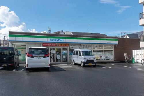 ファミリーマート梅田四丁目店