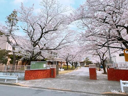 足立区立栗島中学校