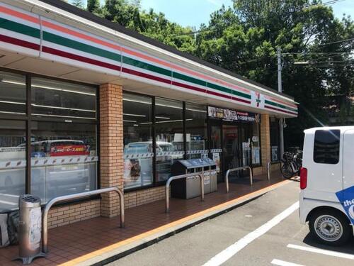 セブンイレブン川崎蟹ヶ谷店まで654m いつでも、いつの時代も、あらゆるお客様にとって「便利な存在」であり続けたい。 皆さまの「生活サービスの拠点」となるよう力を注いでいます