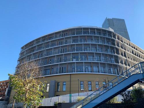 港区立小中一貫教育校赤坂学園赤坂中学校まで831m 「こころ」「まなび」「いのち」「とき」を大切にすること